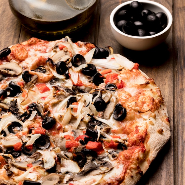 Flat lay pizza with vegetables