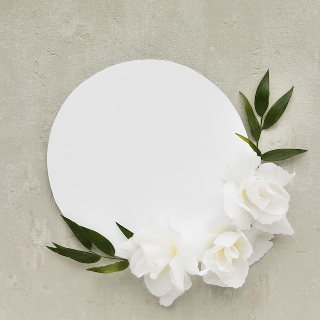 Free photo flat lay plate arrangement for wedding