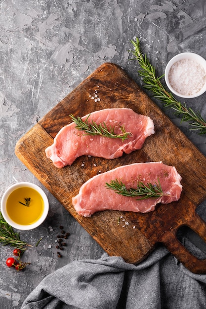 Free photo flat lay of raw meat concept