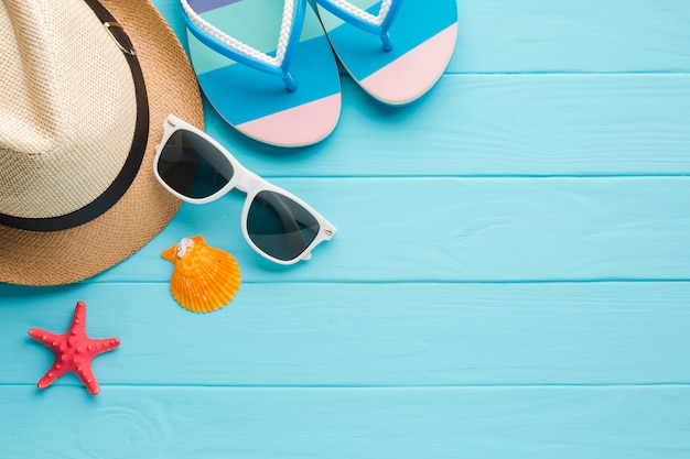 Flat lay summer vacation concept with copy space
