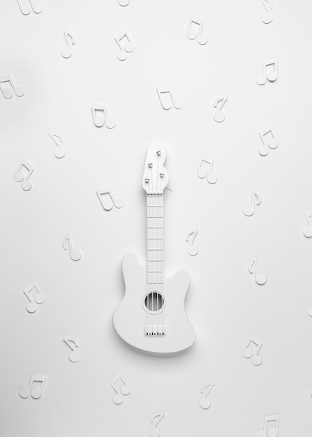 Disposizione della chitarra bianca piatta