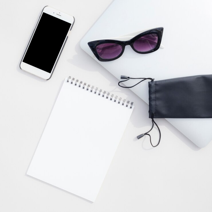 Free Photo flat lay working space close up