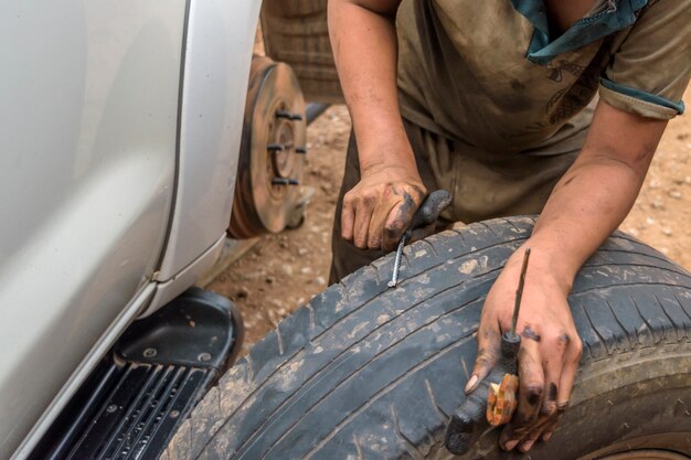 where to repair flat tire near me