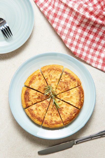 Free photo flat view of delicious spanish tortilla dish