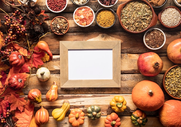 Flay lay autumn food frame mock-up