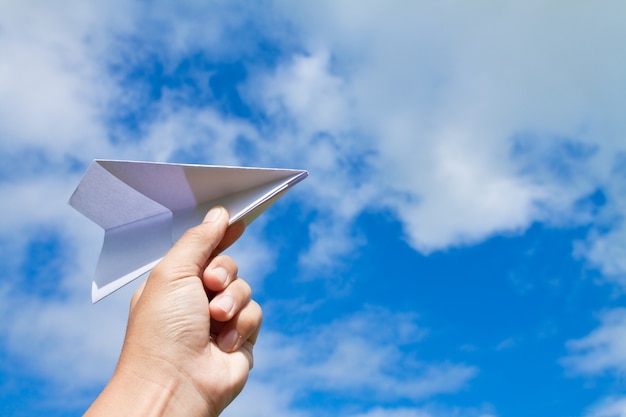 Foto gratuita aviazione volo aereo nuvoloso aeroplano