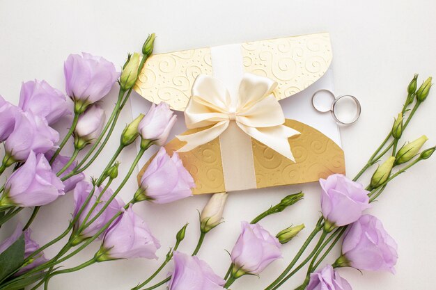 Floral wedding invitation with ring