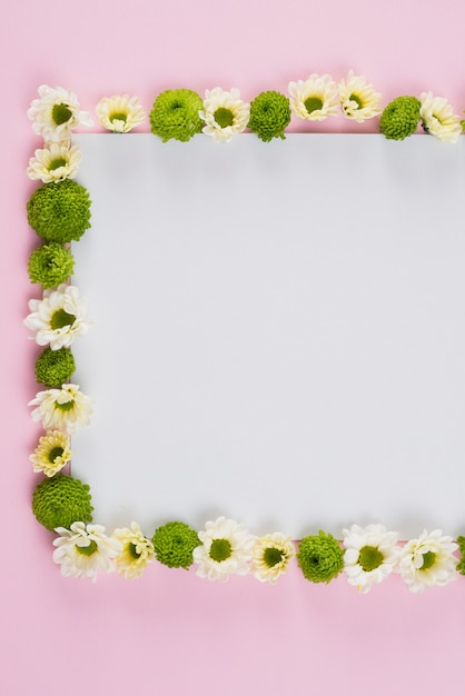 Free photo flowers background copy space