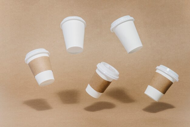 플라잉 커피 컵
