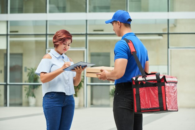 Food delivery