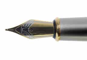 Free photo fountain pen close up