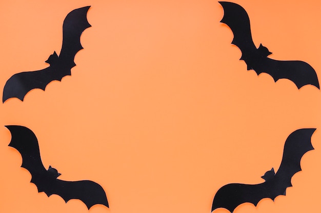 Free Photo frame made of paper bats 