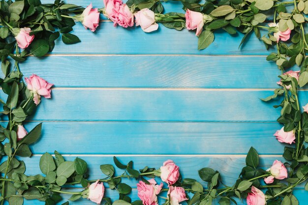 Free photo frame made of roses