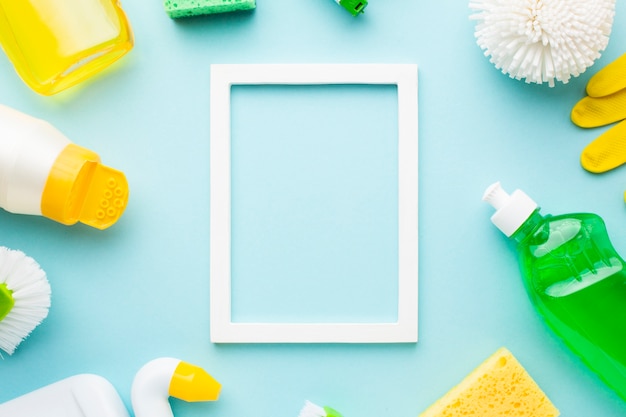 Free photo frame mock-up with cleaning products