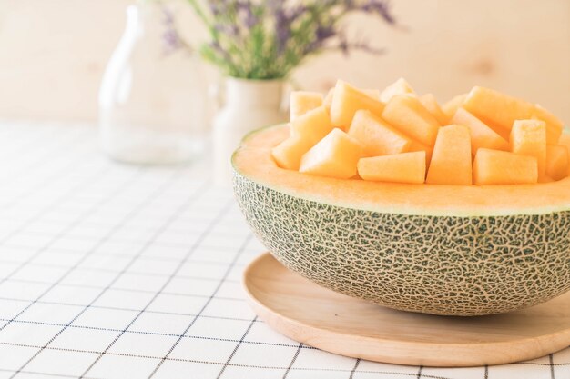 fresh cantaloupe melon