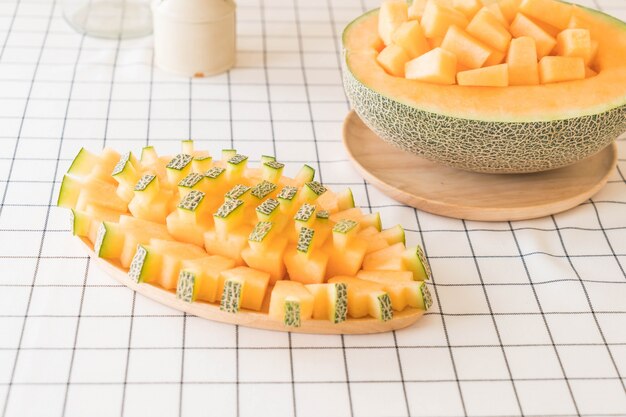 fresh cantaloupe melon