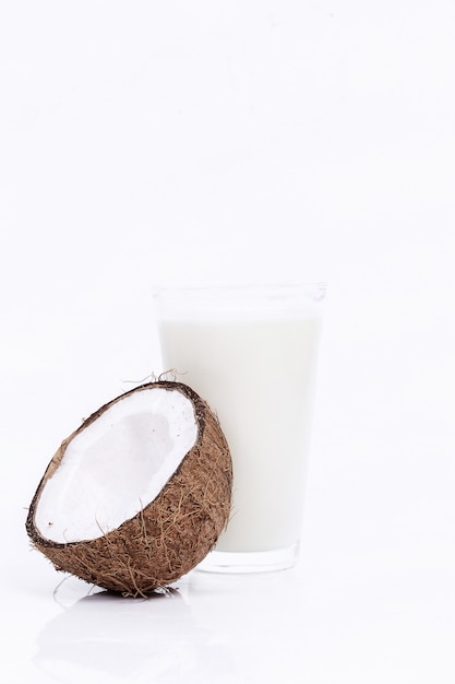 신선한 코코넛