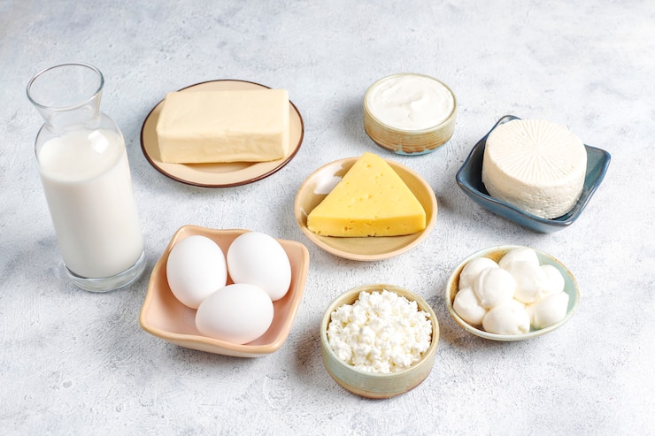Free Photo fresh dairy products.