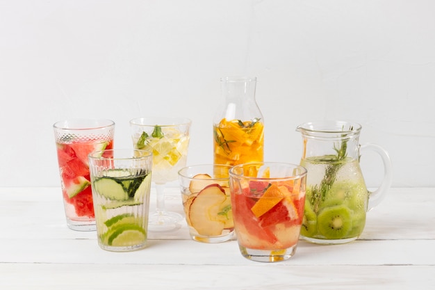 Fresh drinks with fruits flavor