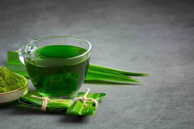 Fresh green pandan leaf on table