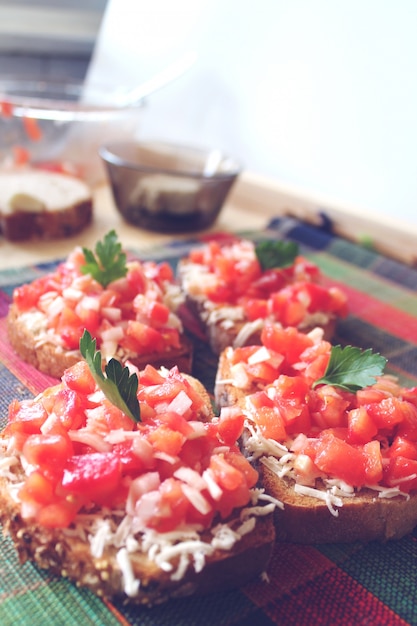 Free photo fresh and healthy bruschetta