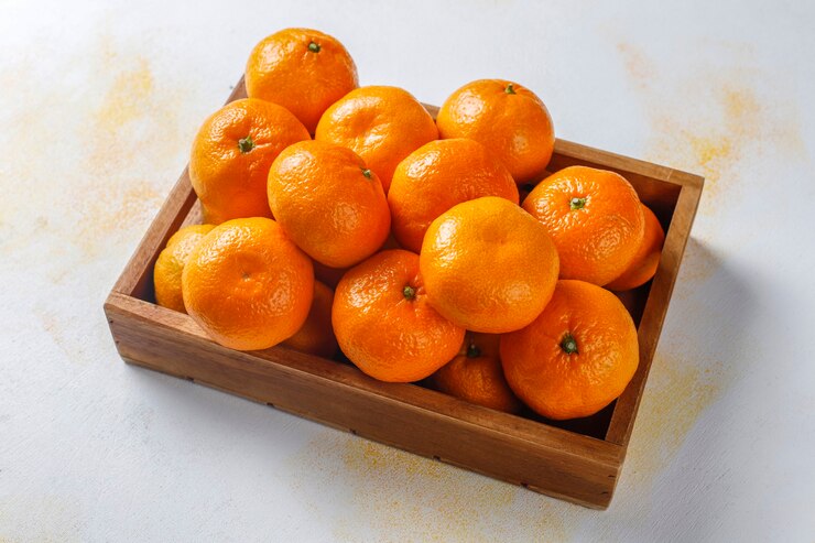 Free Photo fresh juicy clementine mandarins.