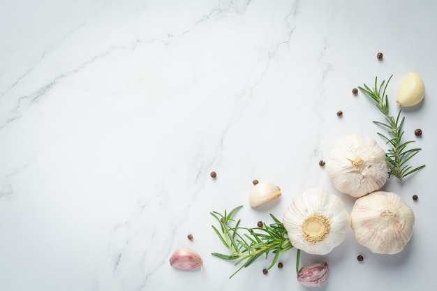 Fresh raw garlic ready to cook