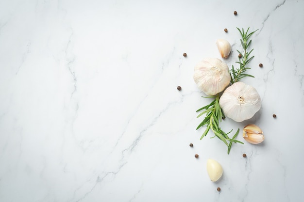 Fresh raw garlic ready to cook