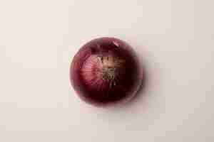 Free photo fresh red onion over