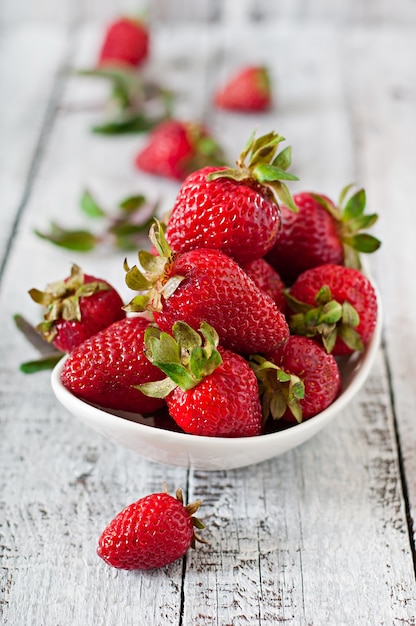 Fresh strawberries in a bowl