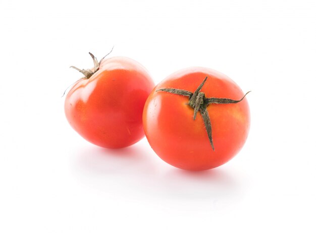 Свежий помидор