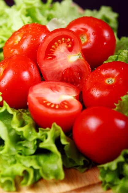 Fresh and wet tomatoes