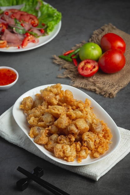 フライドチキン天丼ソース添え