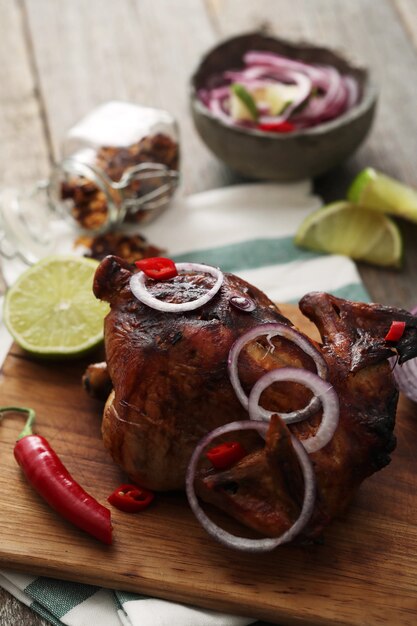 Fried chicken with onion and chili pepper