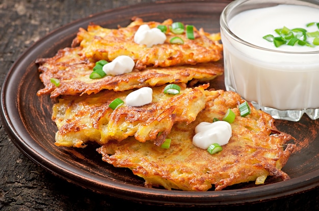 Free photo fried potato pancakes