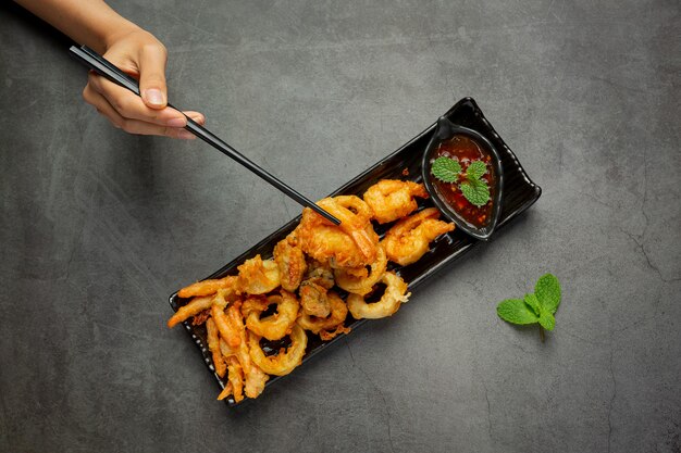 Fried Shrimp and Squid with Spicy Sauce