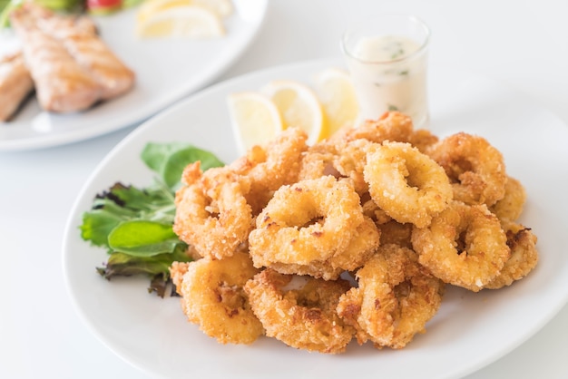 fried squid (calamari rings)