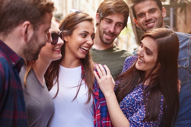 Foto gratuita l'amicizia è molto importante per noi