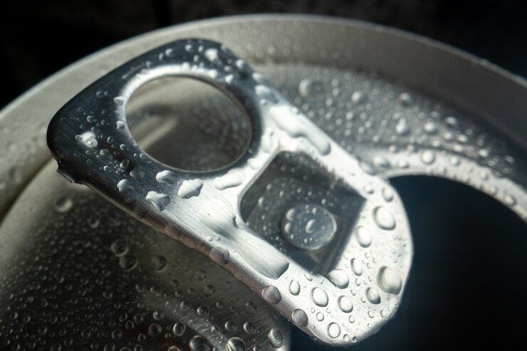 Free Photo front close view open soda can coke photo water