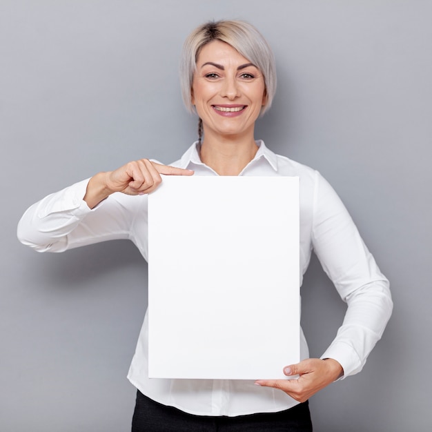 Front view business woman at office