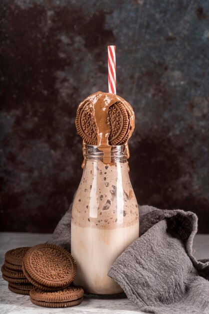 Free photo front view of dessert with biscuits