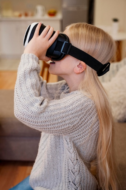 Front view of kids with vr glasses