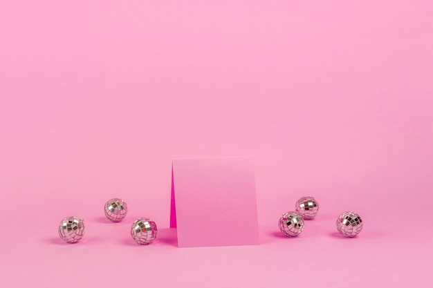 Композиция quinceañera для девочки с розовой открыткой