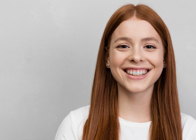 Front view of smiling woman