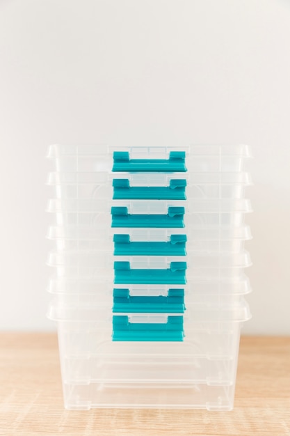 Front view of stacked plastic casseroles