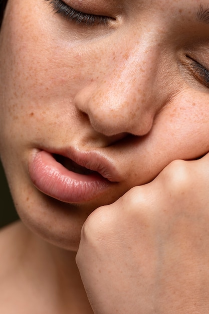 Front view woman expressing tiredness