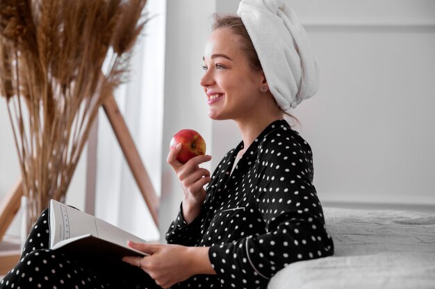 Front view of woman reading