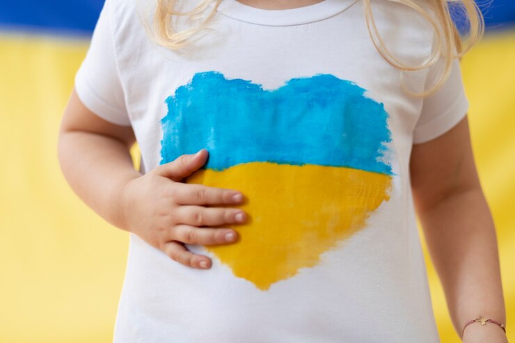 https://img.freepik.com/free-photo/front-view-woman-with-ukranian-flag-shirt_23-2149363521.jpg?w=740&t=st=1684413810~exp=1684414410~hmac=0b988da5bf66a08f17e2c965ca1895f7b657b0b777bb5baf0774c5d349c0a61d