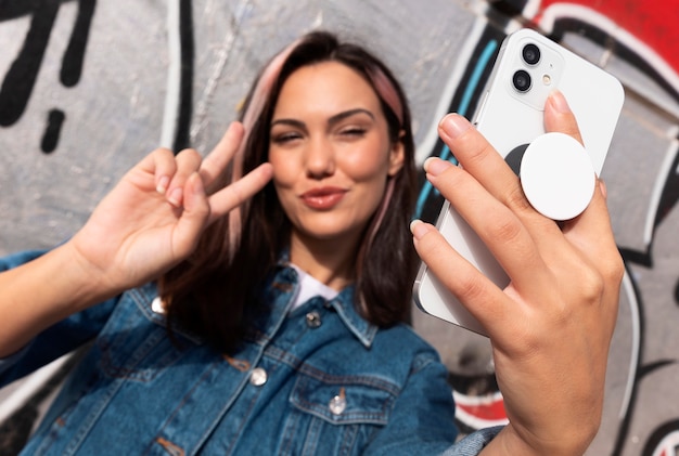 Все о смартфоне Poptel v9: характеристики, обзор, отзывы