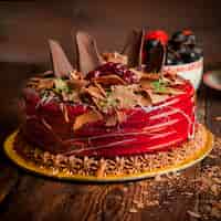 Foto gratuita torta di frutta con gocce di cioccolato e mirtilli
